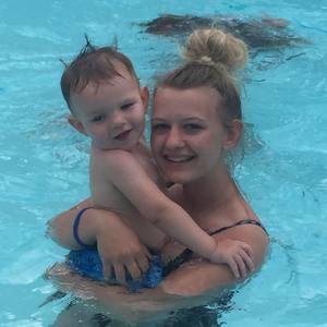 Meet your Posher, Julia